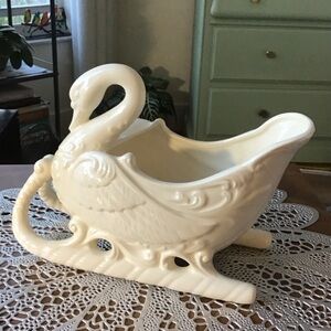 Vintage Large White Ceramic Swan Sleigh Planter Made in Mexico by Oxford